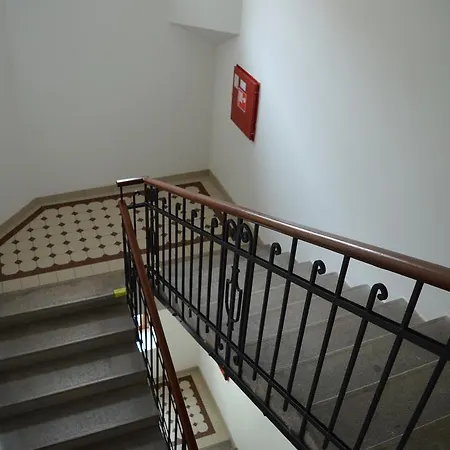 Akademik 2* Bratislava